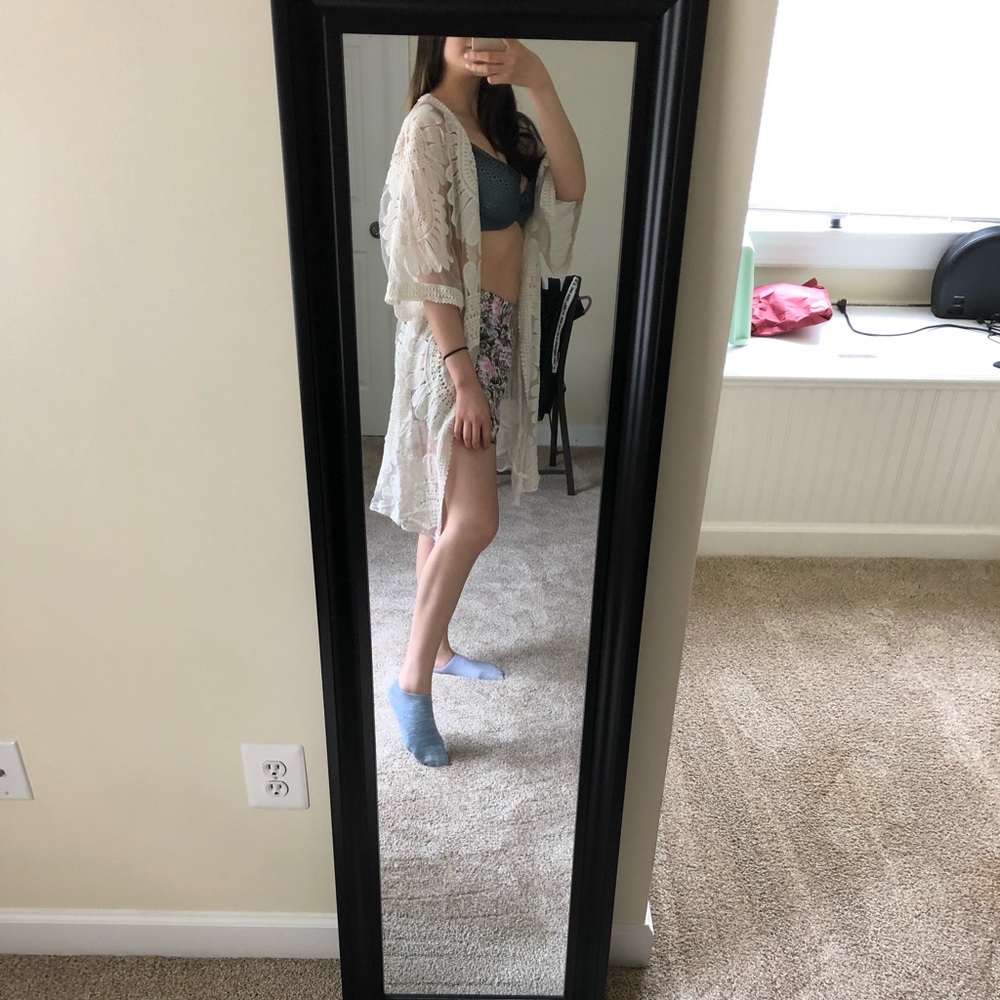 Outwear - Picture 2 of 2